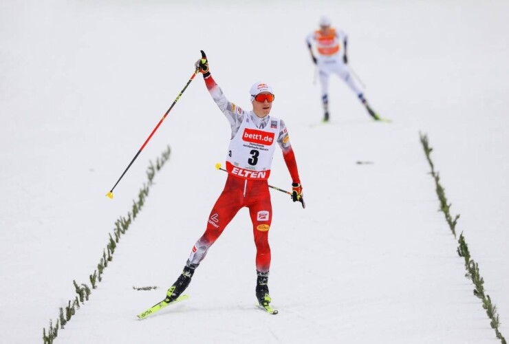 Johannes Lamparter (AUT) feiert Sieg Nummer zwei.