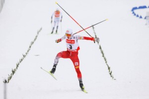 Johannes Lamparter (AUT) feiert Sieg Nummer zwei.