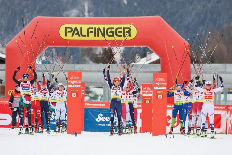 No exception: Annika Sieff (ITA), Nathalie Armbruster (GER), Gyda Westvold Hansen (NOR), (l-r) protestieren gegen ihren Ausschluss von den Olympischen Spielen.