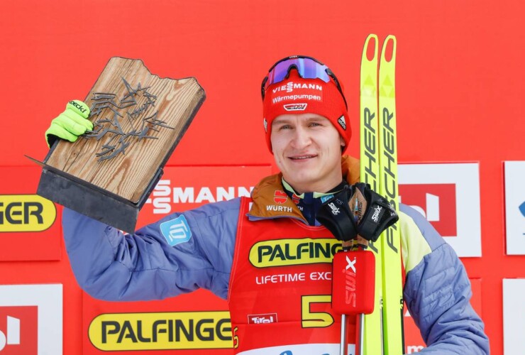 Julian Schmid (GER) steht erneut auf dem Podium.