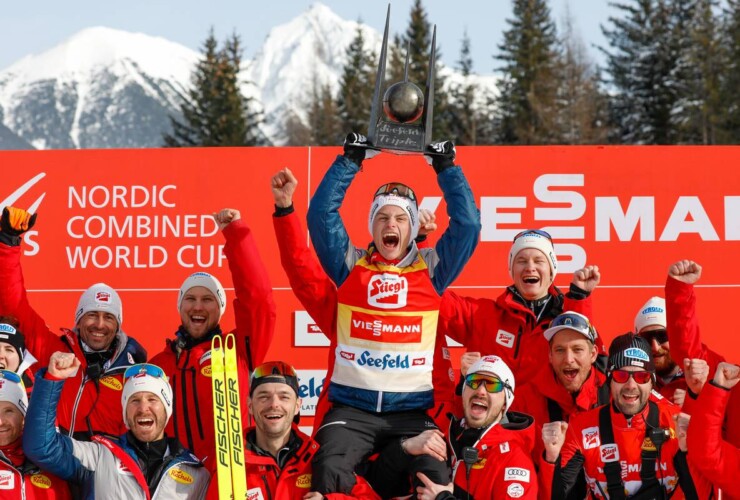 Johannes Lamparter (AUT) und Team Österreich freuen sich über den Triple-Sieg.