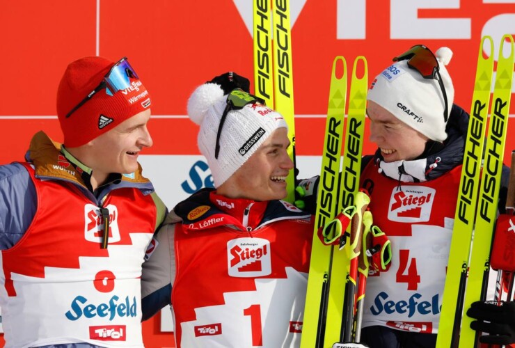 Strahlende Gesichter auf dem Podium: Julian Schmid (GER), Johannes Lamparter (AUT), Jens Luraas Oftebro (NOR), (l-r)