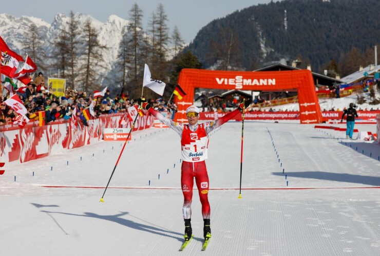 Johannes Lamparter (AUT) gewinnt als erster Österreicher das Triple zuhause.