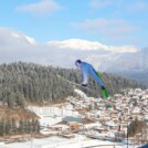 Johannes Lamparter (AUT) ging nach dem Springen in Führung.