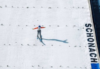 Tereza Koldovska (CZE) springt auf der Langenwaldschanze in Schonach.