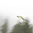 Jens Luraas Oftebro (NOR) bei seinem Sprung in Oberstdorf.