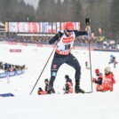 Johannes Rydzek (GER) erklimmt den Egli-Hügel in Oberstdorf.