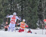 Jens Luraas Oftebro (NOR), verfolgt von Johannes Lamparter (AUT) und Julian Schmid (GER) (l-r)
