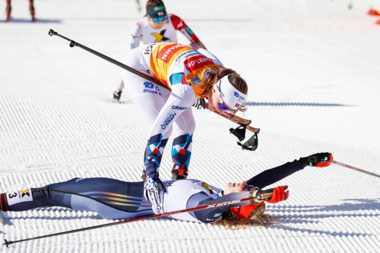 Respekt zwischen Gyda Westvold Hansen (NOR) und Jenny Nowak (GER), (l-r)