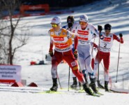 Johannes Lamparter (AUT), Jens Luraas Oftebro (NOR), Yoshito Watabe (JPN), (l-r) in der Führungsgruppe.