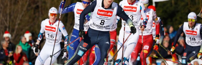 Julian Schmid (GER) führt eine große Laufgruppe an.