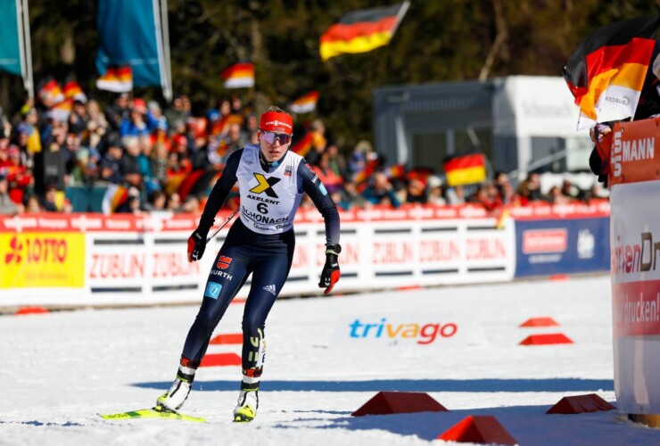 Jenny Nowak (GER) mit Unterstützung der Zuschauer