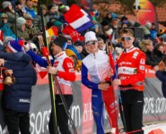 Ein Gefühl wie in Chaux-Neuve: Laurent Muhlethaler (FRA), Marco Heinis (FRA), Matteo Baud (FRA), Lena Brocard (FRA), (l-r)