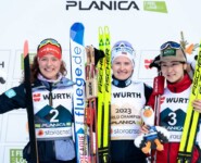 Die Siegerinnen: Nathalie Armbruster (GER), Gyda Westvold Hansen (NOR), Haruka Kasai (JPN), (l-r)