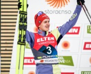 Julian Schmid (GER) freut sich über seine erste WM-Medaille.