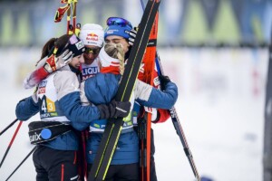 Kommt in meine Arme: Lisa Hirner (AUT), Annalena Slamik (AUT), Stefan Rettenegger (AUT), Johannes Lamparter (AUT), (l-r)