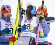 Gemeinsame Freude bei Veronica Gianmoena (ITA) und Nathalie Armbruster (GER), (l-r)
