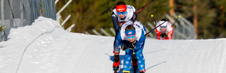 Annika Malacinski (USA) und Trine Goepfert (GER) hängen Joanna Kil (POL), (l-r) ab.