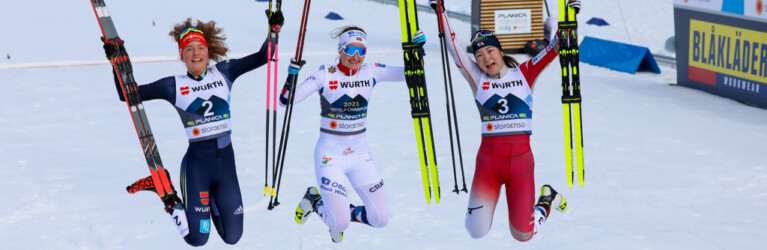 Die Top 3: Nathalie Armbruster (GER), Gyda Westvold Hansen (NOR), Haruka Kasai (JPN), (l-r)