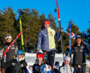Historisches Podium beim ersten Supersprint der Damen in der Nordischen Kombination: Daniela Dejori (ITA), Annika Malacinski (USA), Joanna Kil (POL), Trine Goepfert (GER), Ingrid Laate (NOR), Veronica Gianmoena (ITA), (l-r)