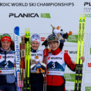 Die strahlenden Siegerinnen: Nathalie Armbruster (GER), Gyda Westvold Hansen (NOR), Haruka Kasai (JPN), (l-r)