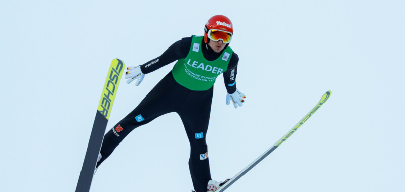 Terence Weber (GER) führt nach einem Sieg beim COC in Oberstdorf weiterhin die Gesamtwertung an.