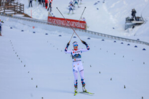 Gyda Westvold Hansen (NOR) feiert ihren zweiten WM-Titel.