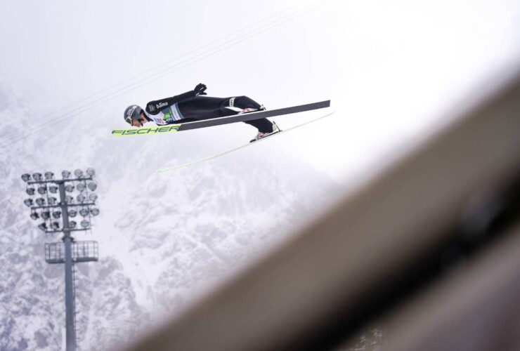 Jarl Magnus Riiber (NOR) stellte mit 139 Metern einen neuen Schanzenrekord auf der Großschanze in Planica auf.