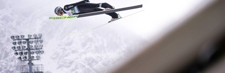 Jarl Magnus Riiber (NOR) stellte mit 139 Metern einen neuen Schanzenrekord auf der Großschanze in Planica auf.