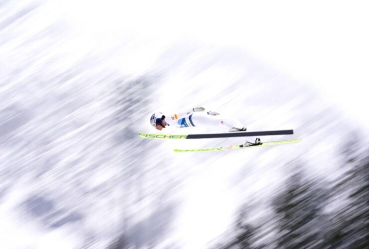 Johannes Lamparter (AUT) bei seinem Sprung auf der Großschanze von Planica