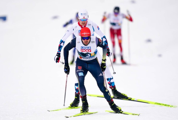 Johannes Rydzek (GER) und Joergen Graabak (NOR) (l-r) liefen ihr Leg gemeinsam.