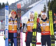 Die Top 3 der Gesamtwertung: Nathalie Armbruster (GER), Gyda Westvold Hansen (NOR), Ida Marie Hagen (NOR), (l-r)