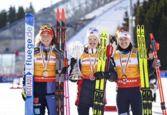 Die Top 3 der Gesamtwertung: Nathalie Armbruster (GER), Gyda Westvold Hansen (NOR), Ida Marie Hagen (NOR), (l-r)