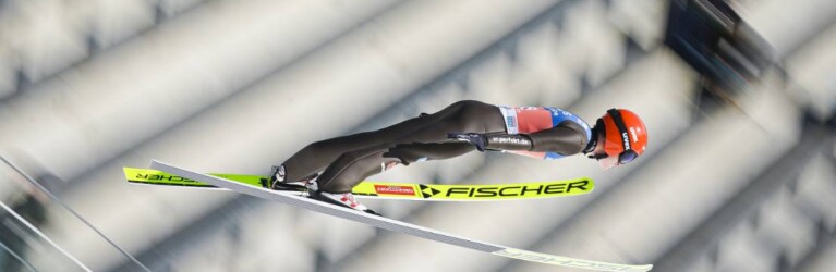 Julian Schmid (GER) springt auf Rang vier.