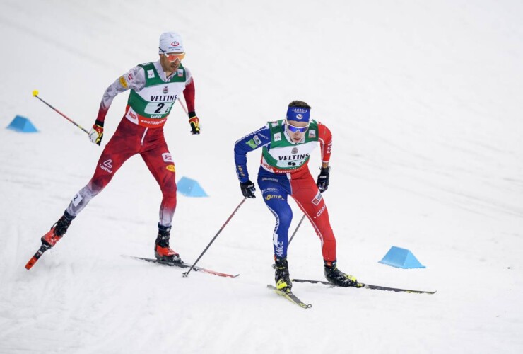 Lukas Greiderer (AUT) folgt Laurent Muhlethaler (FRA) (l-r)