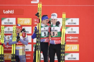 Zwei Freunde auf dem Podium: Laurent Muhlethaler (FRA), Matteo Baud (FRA), (l-r)