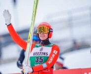 Eric Frenzel (GER) verabschiedet sich von seinen Fans.