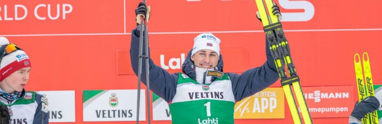 Jarl Magnus Riiber (NOR) gewinnt das Finale in Lahti.