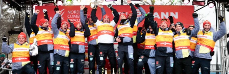 Das deutsche Team gewinnt den Nationencup und verabschiedet Hermann Weinbuch und Eric Frenzel. Johannes Rydzek (GER), Jakob Lange (GER), Julian Schmid (GER), Manuel Faisst (GER), Vinzenz Geiger (GER), Terence Weber (GER), Eric Frenzel (GER), (l-r)