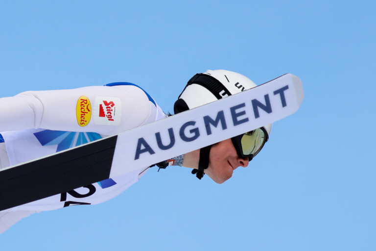 Kilian Guetl (AUT) bei seinem Sprung