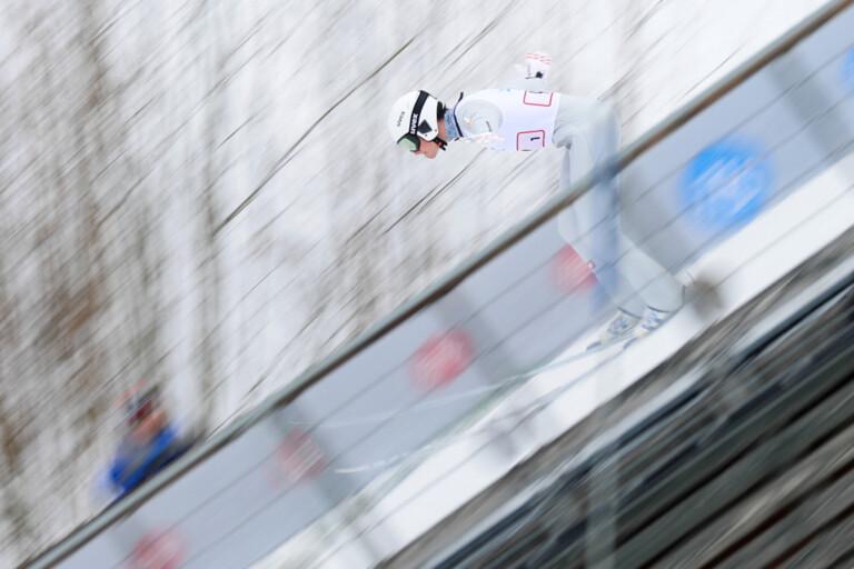 Kilian Guetl (AUT) bei der Landung