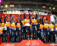 Team Deutschland gewinnt die Nationenwertung bei den Herren. Im Bild: Julian Schmid (GER), Eric Frenzel (GER), Johannes Rydzek (GER), Terence Weber (GER), Vinzenz Geiger (GER), Manuel Faisst (GER), Jakob Lange (GER), (l-r)