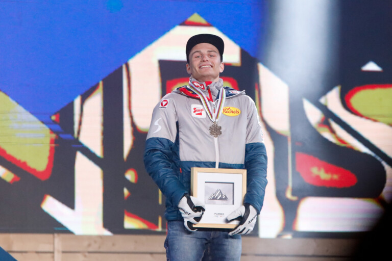 Johannes Lamparter (AUT) sammelte auch in Planica Medaillen.