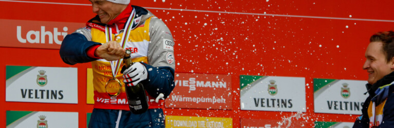 Johannes Lamparter (AUT) und Julian Schmid (GER) (l-r) bei der finalen Siegerehrung in Lahti (FIN)