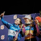 Die siegreichen Damen beim Selfie: Ema Volavsek (SLO), Gyda Westvold Hansen (NOR), Nathalie Armbruster (GER), (l-r)