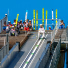 Leonie Bergner (AUT) im Anlauf beim Alpencup in Bischofsgrün (GER).