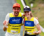 Die Gesamtsieger der Sommer-Serie: Johannes Rydzek (GER), Ema Volavsek (SLO)