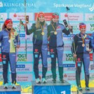 Das Podium im Teamsprint der Kombiniererinnen: Fabienne Klumpp (GER), Nathalie Armbruster (GER), Ronja Loh (GER), Jenny Nowak (GER), Magdalena Burger (GER), Sophia Maurus (GER), (l-r)