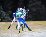 Eero Hirvonen (FIN) führt das Rennen an.