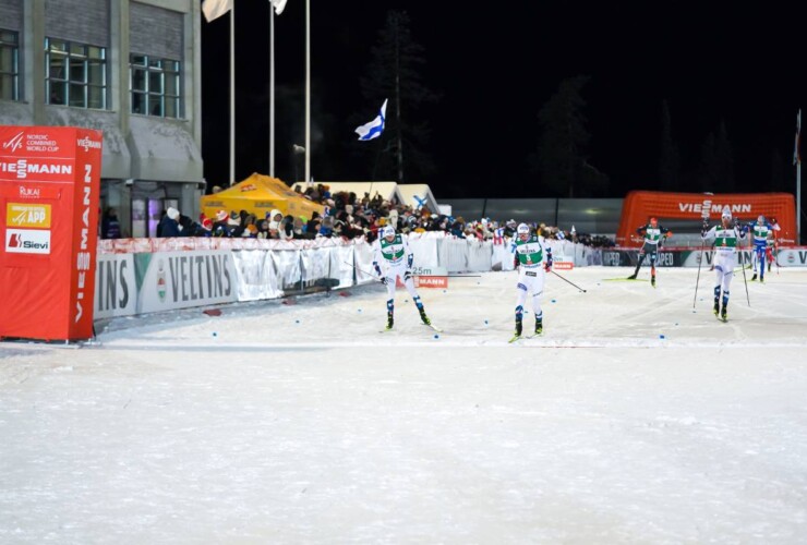 Zielsprint: Jarl Magnus Riiber (NOR), Jens Luraas Oftebro (NOR), Joergen Graabak (NOR), (l-r)